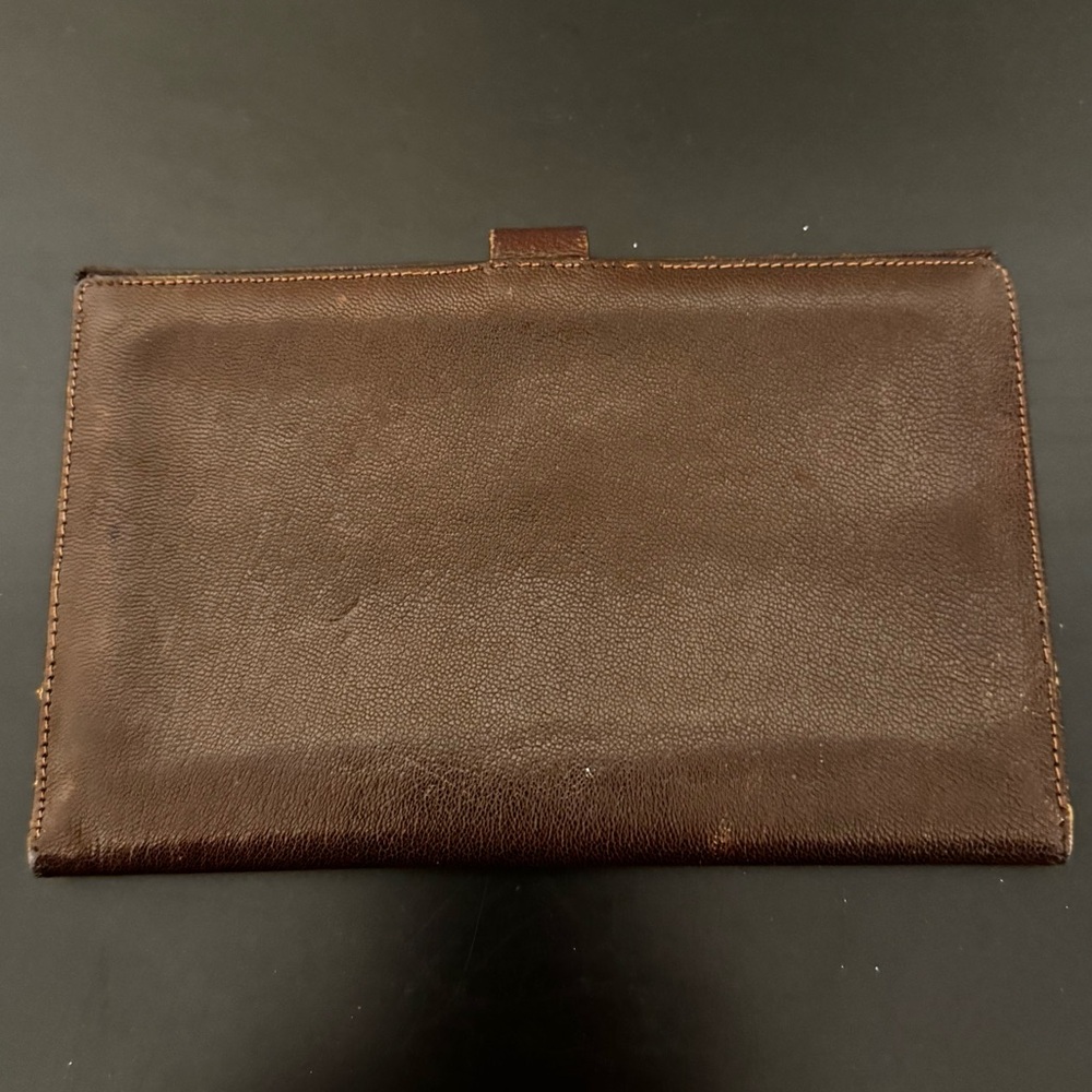 Eddie Bauer, Vintage, Soft Brown Leather Passport Holder - Picture 4 of 8